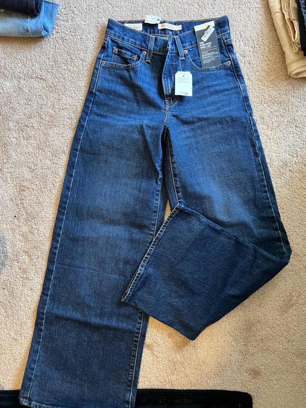 🔥🔥 Levi's High Rise Wide leg jeans new 29x32